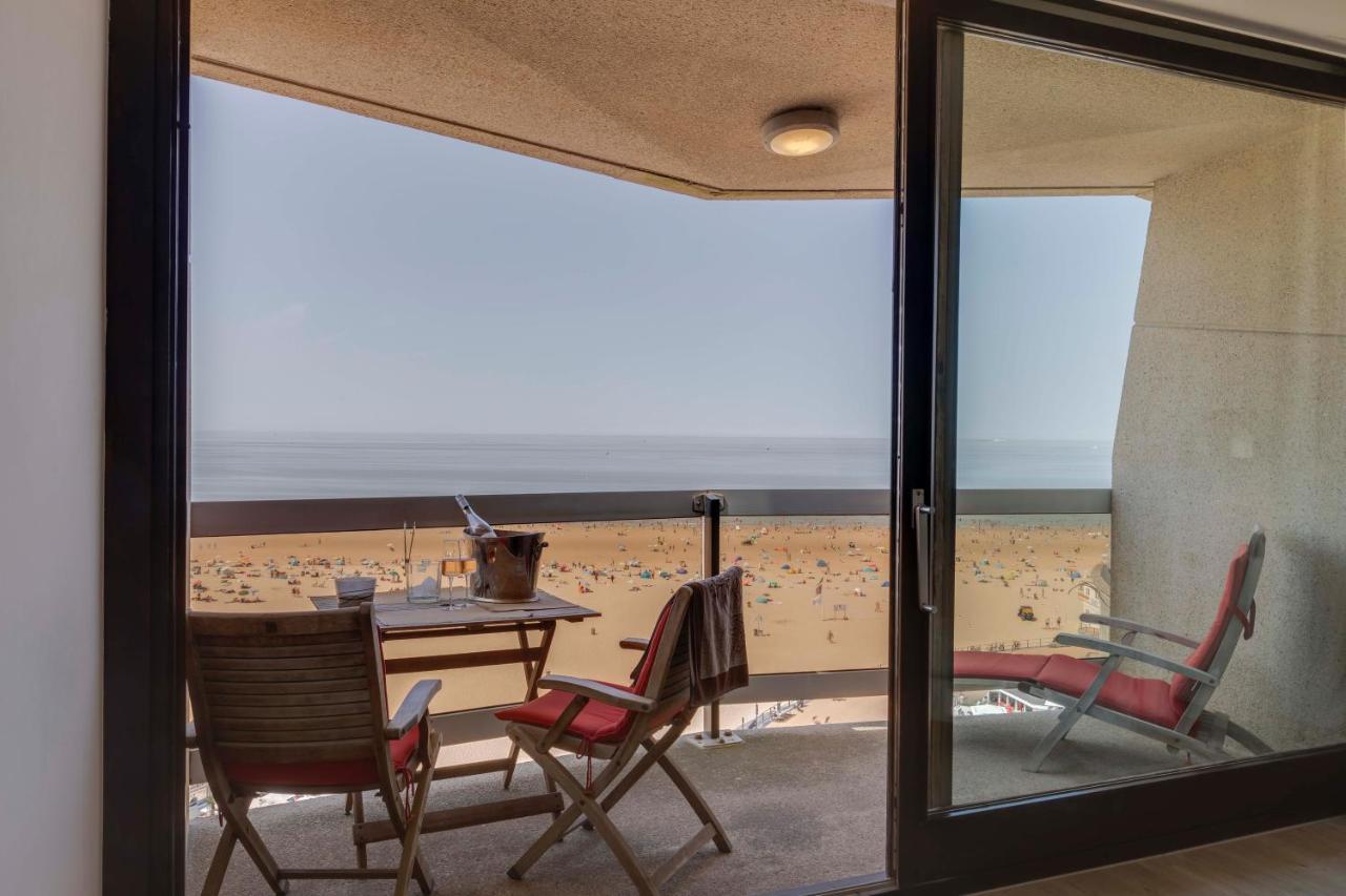 Luxury Suite With Seaview Остенде Экстерьер фото